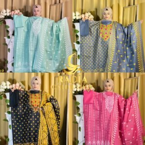 মাত্র ১৫০০ টাকায় ৪ পিস থ্রি-পিস!